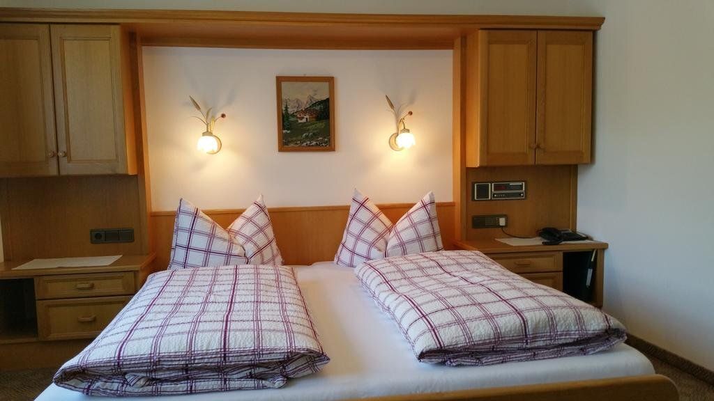 Pension Bergkristall - Tux - חדר שינה