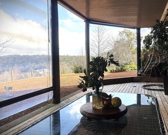 Serene Pet-Friendly Escape with Stunning Views - Bridgetown - Balkón