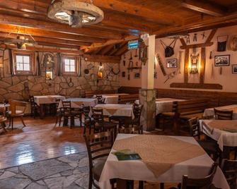 Hotel Zlatni Bor - Žabljak - Restaurante