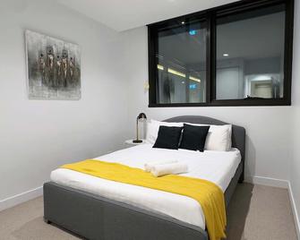 Bright & Modern 2BR Apt on Iconic Chapel Street - Melbourne - Bedroom