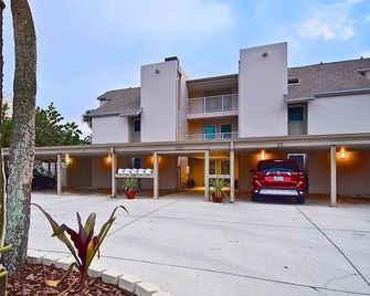 Direct Beachfront Delight by Beachside Management - Siesta Key - Gebouw