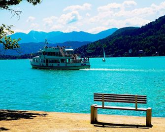 Hotel Garni Seerösl am Wörthersee , Kärnten - Krumpendorf