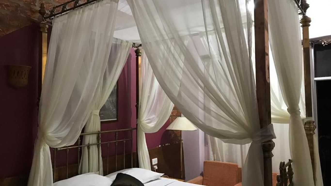 مخيم الرزيقي