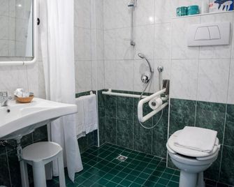 Hotel Gabbiano - Porto San Giorgio