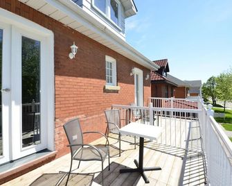 Ambassador B&B Guest Home - Stratford - Balcony