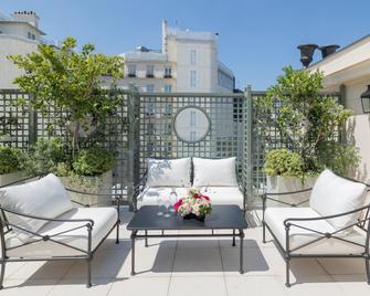 Le Bristol Paris - Pariisi - Rakennus