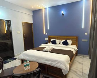 Arna Inn Luxury Stay - Bhatkal - Bedroom