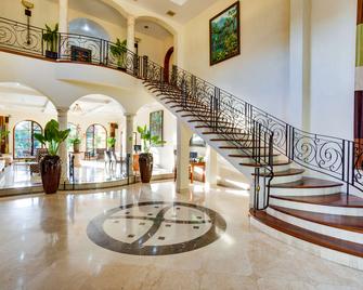 San Ignacio Resort Hotel - San Ignacio - Lobby