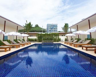 Chalong Princess Pool Villa Resort - Chalong - בריכה