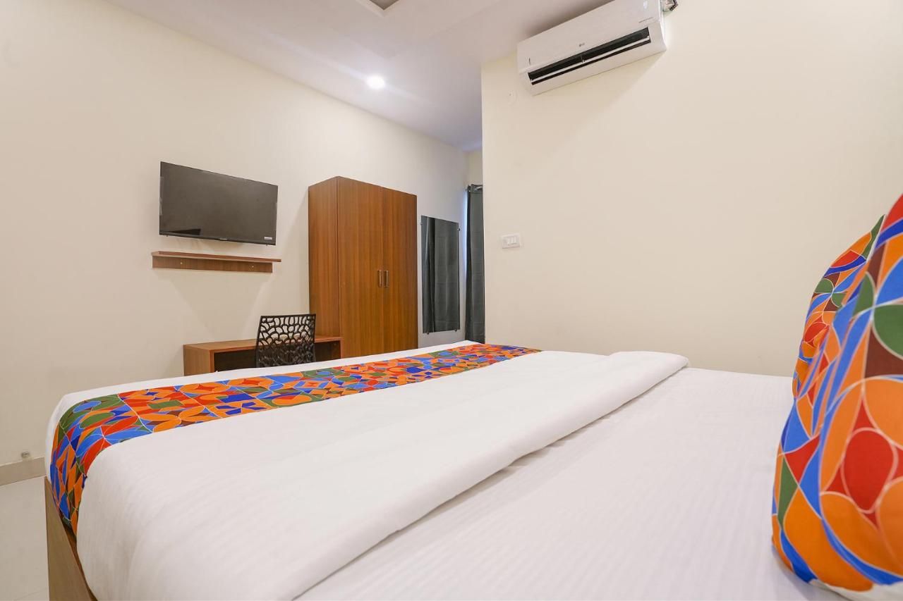 FabHotel Air Live - Nr Ameerpet metro station