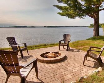 Centerstone Resort Lake-Aire - Tomahawk - Terasa