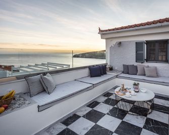 Camara Suites - Andros - Balcón