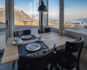 Auszeit-Hotel Z Aeschiried - Krattigen - Comedor