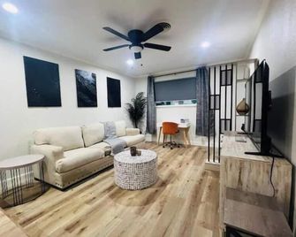 Casita of Museum District - Houston - Sala