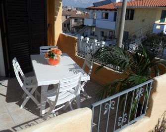 Salvatori House in Orosei near the sea - Orosei - Balkon
