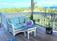 Flipper Refuge cottage - Governor’s Harbour - Balcony