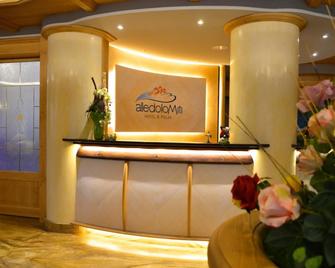 Hotel Alle Dolomiti - Molveno - Front desk
