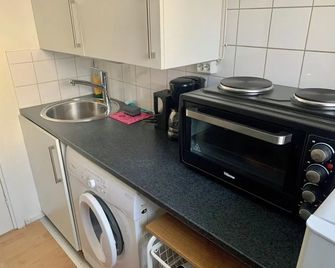 Studio Apartment - Great Location & Parking - Stockholm - Kitchen