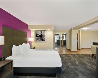 La Quinta Inn & Suites by Wyndham Columbus MS - Columbus - Κρεβατοκάμαρα