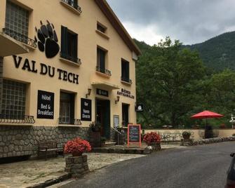 Hotel Le Val Du Tech - Prats-de-Mollo-la-Preste - Будівля