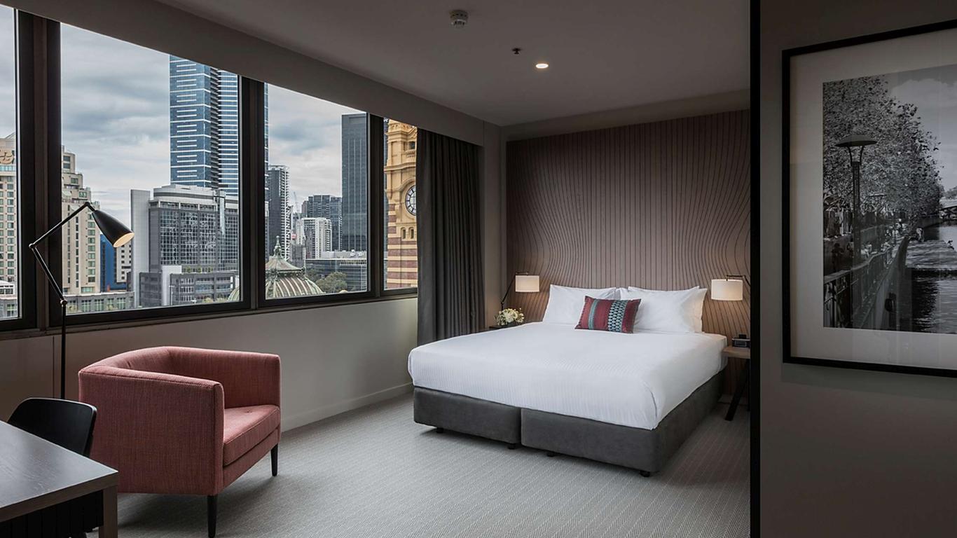 DoubleTree by Hilton Melbourne Flinders Street