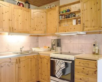 Gorgeous Home in Loederup With Wifi - Löderup - Cocina