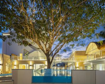 Sanya Xitang Homestay (Haitang Bay Duty-Free City Branch) - Sanya - Pool