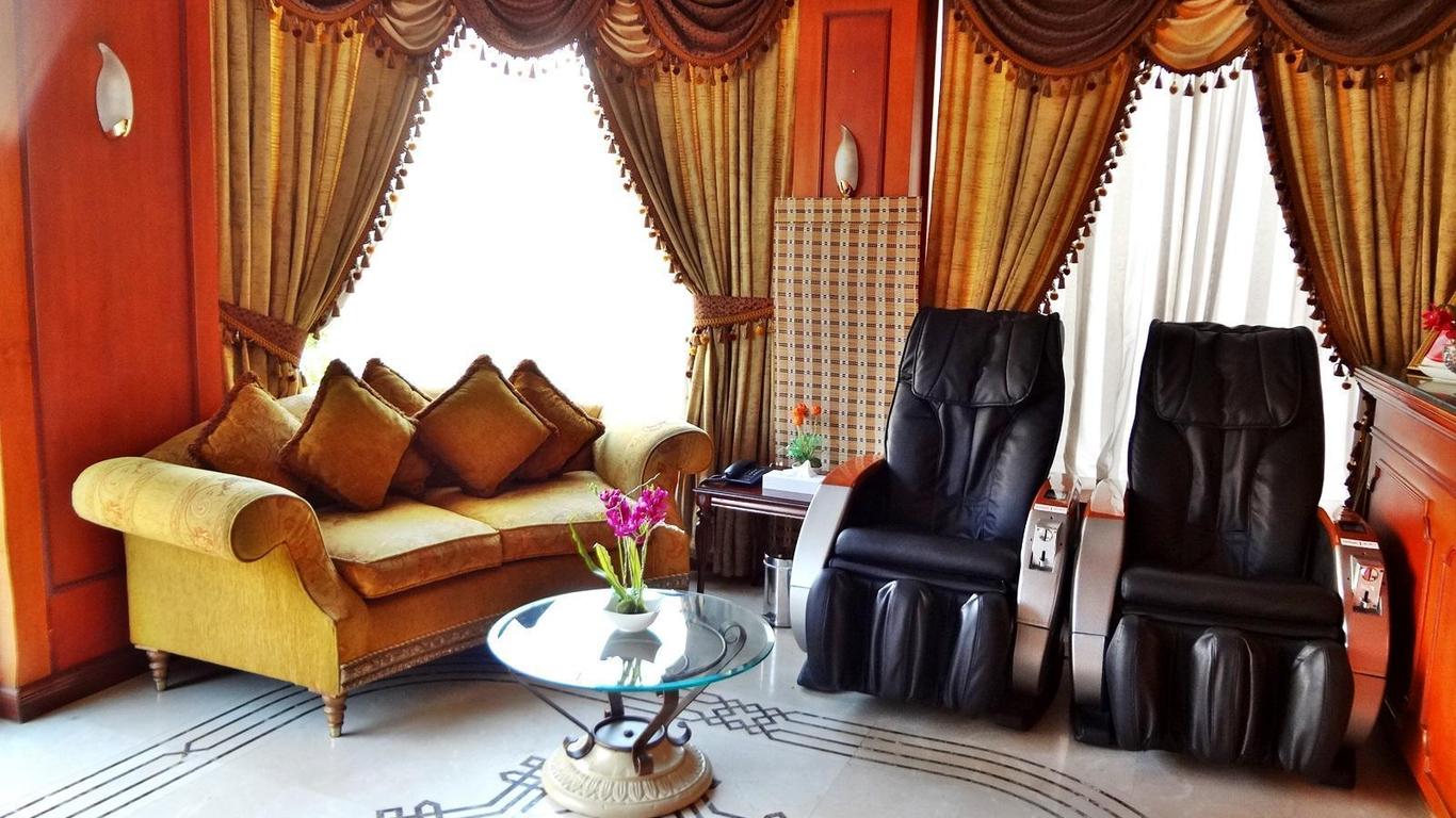 Kings Park Hotel