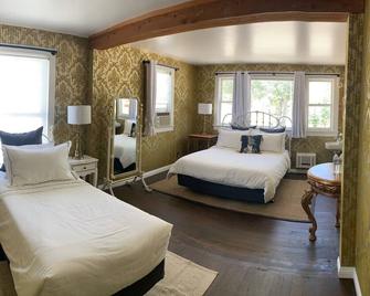 The Bodie Hotel - Bridgeport - Bedroom