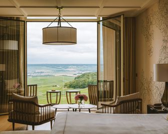 Royal Champagne Hotel & Spa - שמפיו - חדר שינה