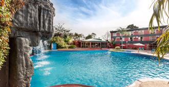 Exe Hotel Cataratas - เปอร์โต อิกวาโซ - สระว่ายน้ำ