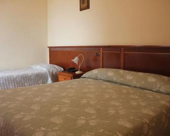 Villino Gregoraci Relais - Santa Marinella - Camera da letto