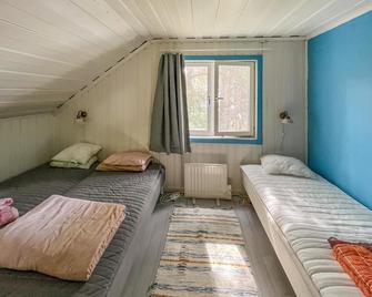 Gorgeous Home In Överkalix With Kitchen - Överkalix - Habitación