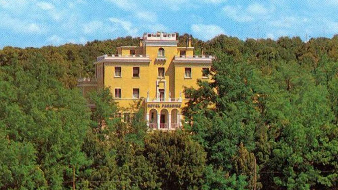 Hotel Paradiso