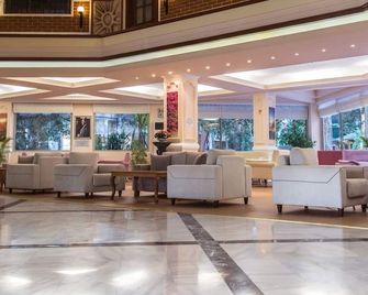 Venus Hotel - Side - Lobby