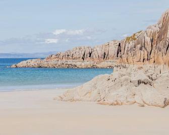Luxury Sea View Pods - Isle of Mull - Beach