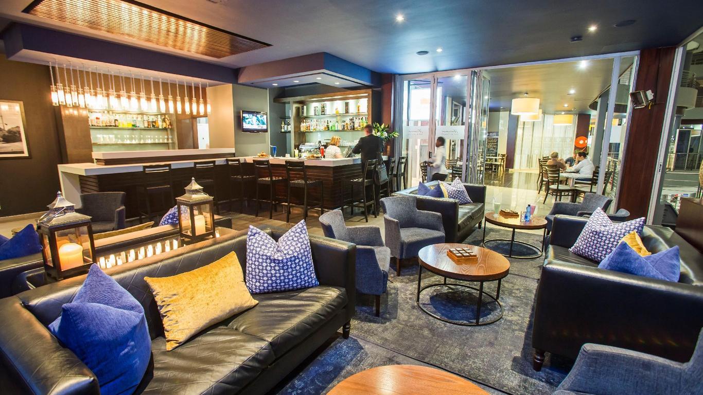 Genesis All - Suite Hotel