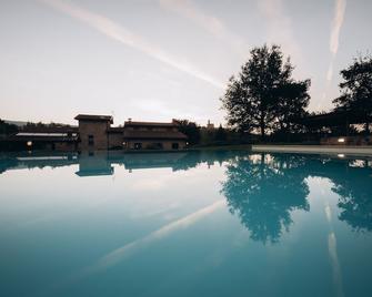 Agriturismo La Dolce Vista - Poppi - Piscina
