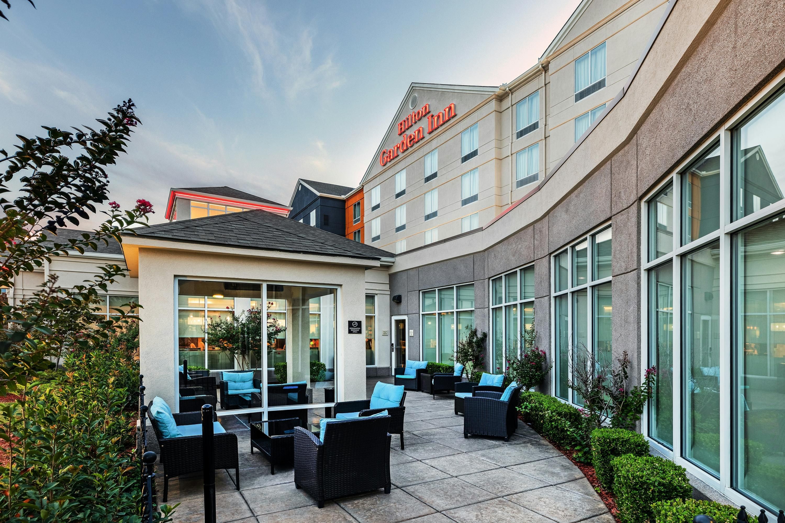 Hilton Garden Inn Tulsa Midtown - Tulsa - Budova