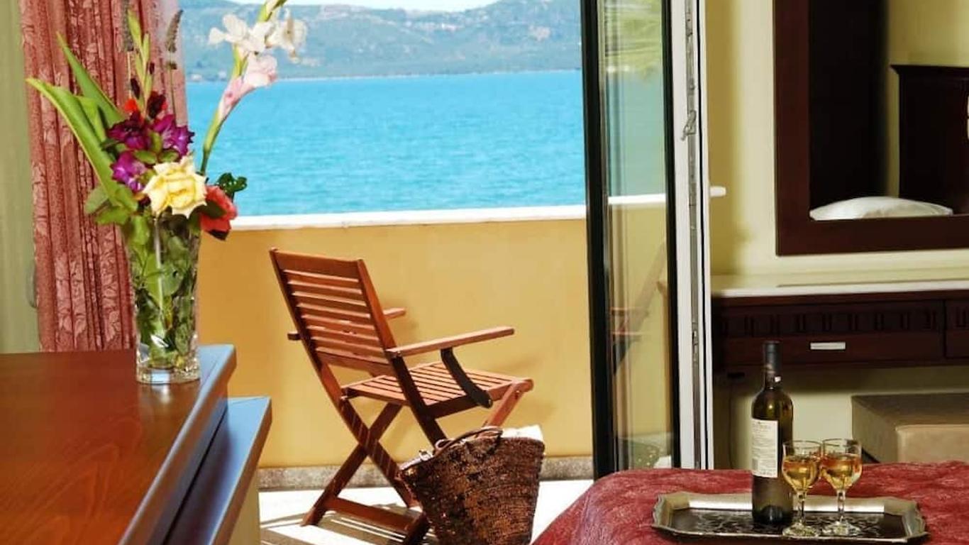 Ariadnes Holiday Accommodation