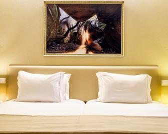 Sintra Boutique Hotel - סינטרה - חדר שינה