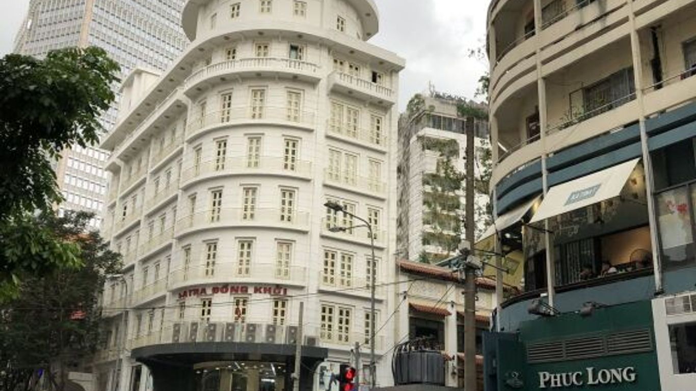 Tan Hoang Long Hotel