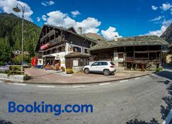 Hotel Gran Baita - Gressoney-Saint-Jean - Edifício