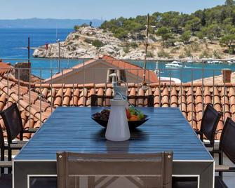 The Square Makarska, LUX app in the heart of the city - Makarska - Balkon