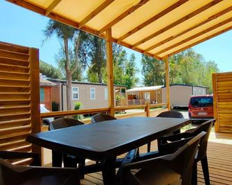 Camping Les Palmiers - Hyères - Balcony