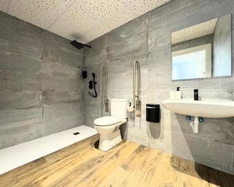 Apartamentos Identia Sport by gaiarooms - León - Baño