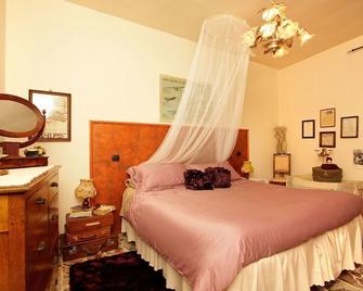 C'era Una Volta - Perledo - Bedroom