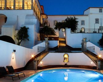 Meliã Palácio da Lousã Boutique Hotel - Lousã - Piscina