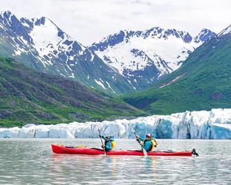 Glacier Cabin - Girdwood - Servicio de la propiedad