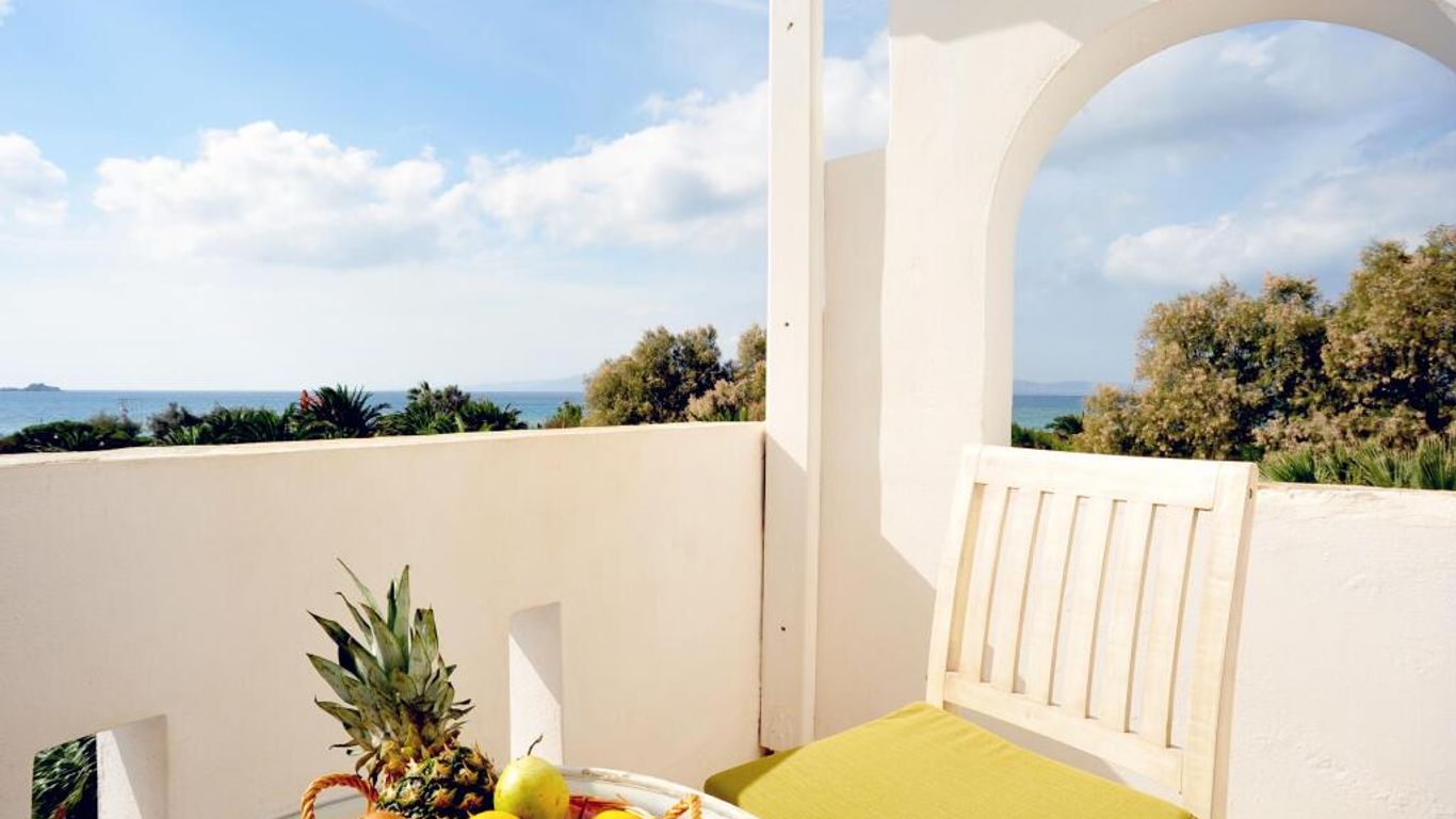 ميدوسا بيتش ريزورت آند سويتس